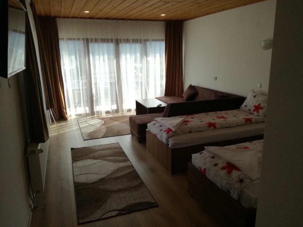 Hotel Къща Генчеви Sarnitsa Exterior foto