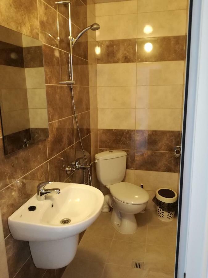 Hotel Къща Генчеви Sarnitsa Exterior foto